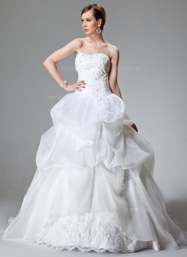 bal Cœur Traîne Chapelle Organza  Satin Robes de Mariée avec Dentelle  Perlé (002000423)