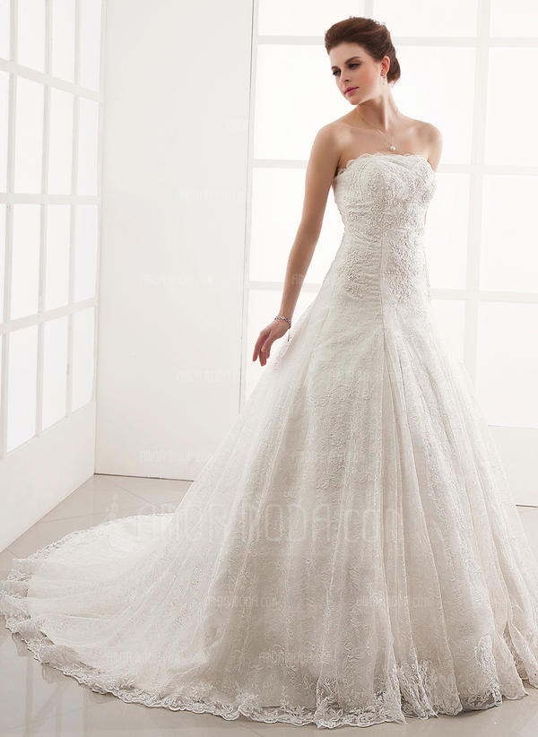 Ligne-A/Princesse Sans bretelles Traîne Chapelle Satin Dentelle Robe de Mariée avec Perlé (002011586)