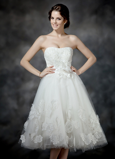 Robe de Mariée Ligne-A/Princesse Cœur Longeur à mi jambe Satin Tulle Robe de Mariée avec Ondulé Dentelle Perlé Fleurs (002017203)