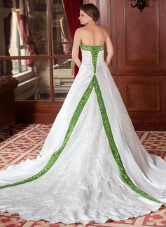 Robe de Mariée Ligne-A/Princesse Sans bretelles Traîne Cathedral Satin Robe de Mariée avec Broderie Echarpes Perlé (002000040) Robe de Mariée Ligne-A/Princesse Sans bretelles Traîne Cathedral Satin Robe de Mariée avec Broderie Echarpes Perlé (002000040)