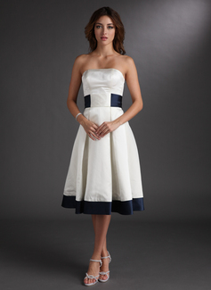 A-Line/Princess Strapless Knee-Length Satin Wedding Dresses With Sashes (002000067)