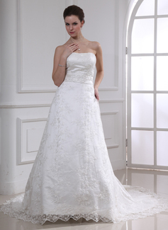 A-Line/Princess Sweetheart Chapel Train Satin Lace Wedding Dresses With Lace Sashes Beadwork (002000