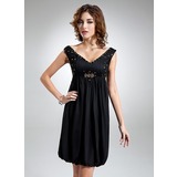Keizer V-nek Knielengte Chiffon Schoolgala Jurk met Roes Beading (022009305)