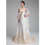 Empire Cœur Traine courte Satin Tulle Robe de Mariée avec Dentelle Broche florale en cristal (002011662)