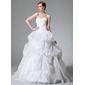 bal Cœur Traîne Chapelle Organza  Satin Robes de Mariée avec Dentelle  Perlé (002000423)