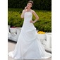 bal Sans bretelles Traîne Chapelle Taffetas Robe de Mariée avec Ondulé Dentelle Perlé (002001343)